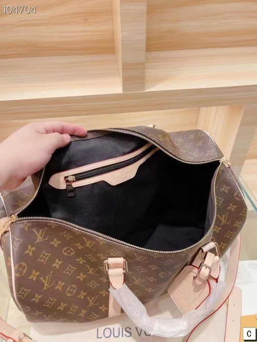 루이비통 반둘리에 모노그램 키폴 AT팩토리
