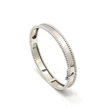 반클리프 네이밍 뱅글 팔찌 QB팩토리