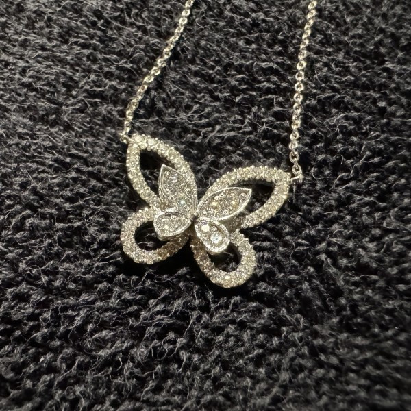 그라프 나비 목걸이 버터 플라이 실루엣 QB팩토리