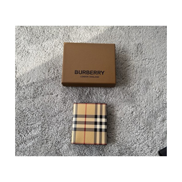 버버리 반지갑