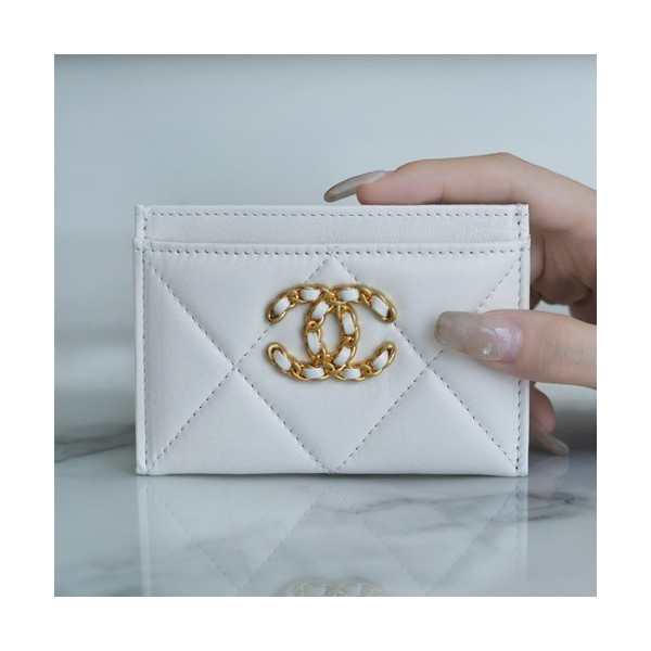 샤넬 카드 지갑 램스킨 금장 화이트 AP1167
