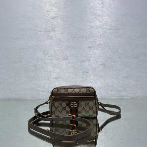 구찌 해커 프로젝트 자카드 크로스백