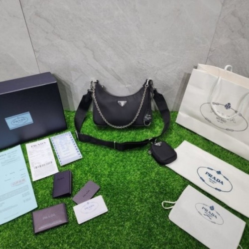 프라다 여성 리에디션 2005 리나일론 백 블랙팩토리