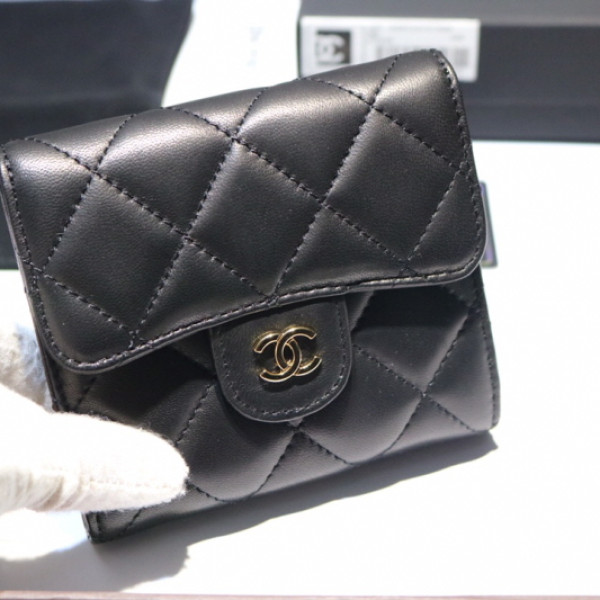 Chanel 2020 여성용 램스킨 클래식 지갑