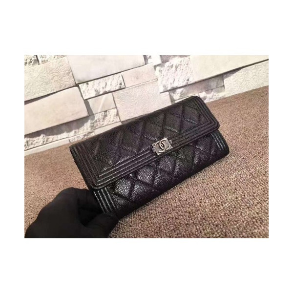 [CHANEL]샤넬 보이 캐비어 빈티지은장 장지갑
