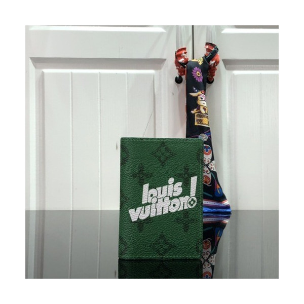 루이비통 지갑 M80798