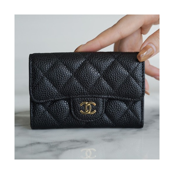 샤넬 클래식 똑딱이 카드지갑 캐비어 금장 AP0214