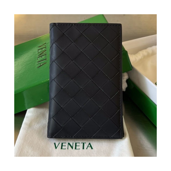 보테가베네타 인트레치아토 여권지갑 629679
