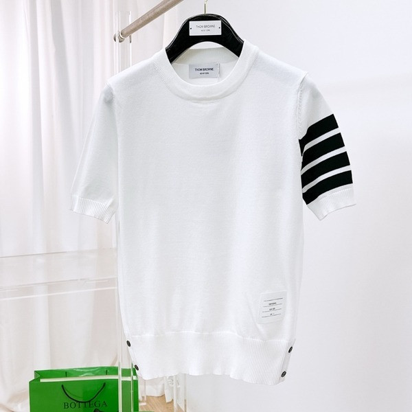 [ Thom Browne ] 톰브라운 라운드 반팔 니트