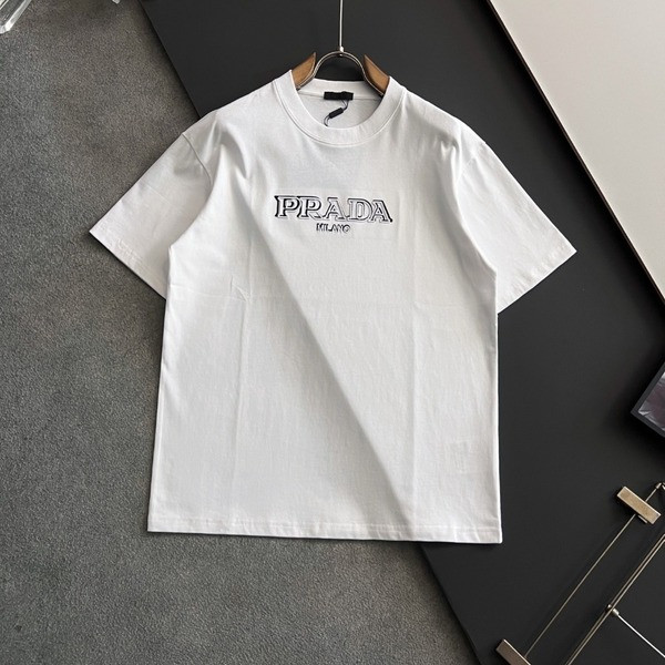 [ Prada ] 프라다 라운드 반팔티