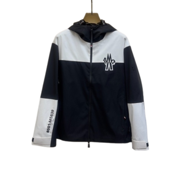 [ Moncler ] 몽클레르 후드 집업 자켓