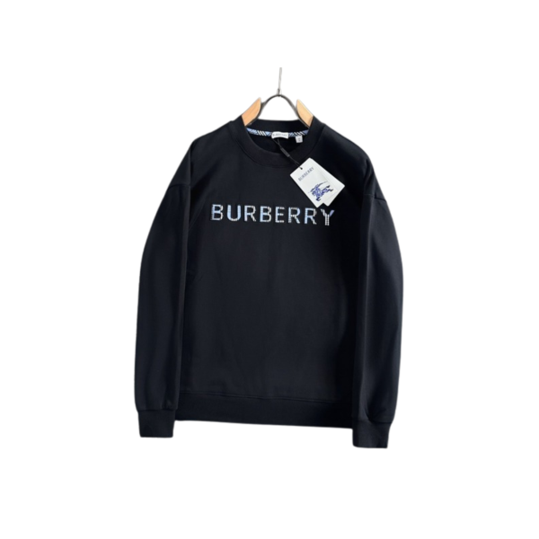 [ Burberry ] 버버리 자수 맨투맨