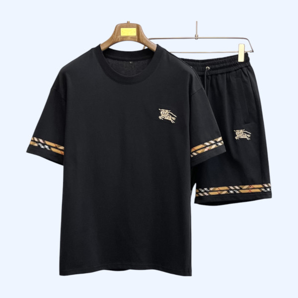 [ Burberry ] 버버리 트레이닝 세트