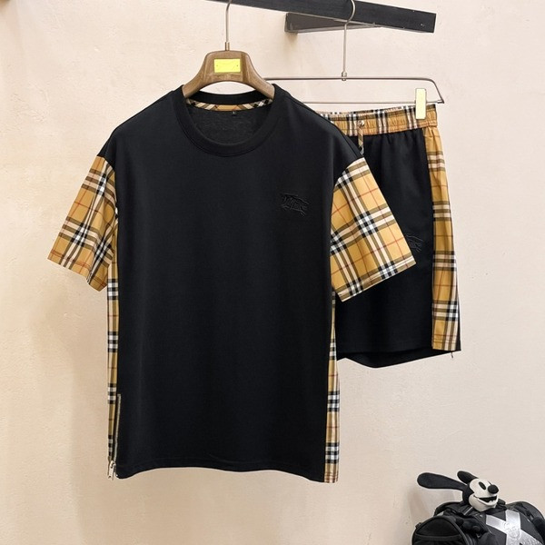 [ Burberry ] 버버리 트레이닝 세트