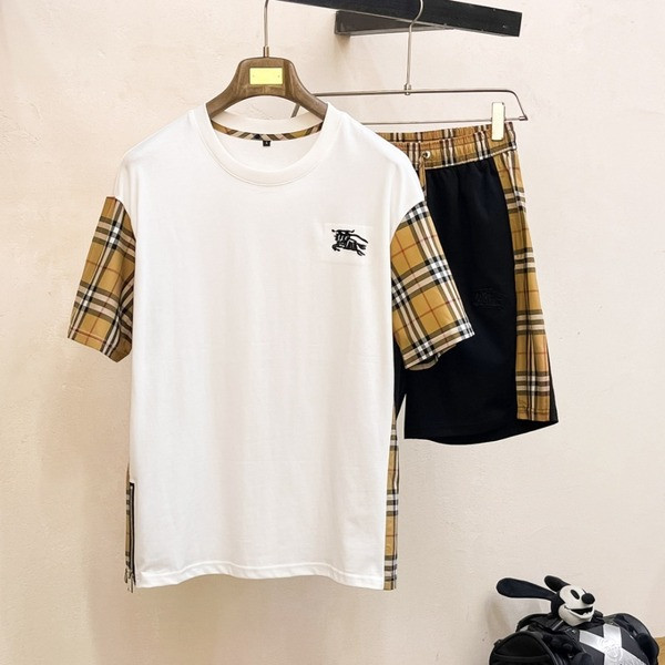 [ Burberry ] 버버리 트레이닝 세트