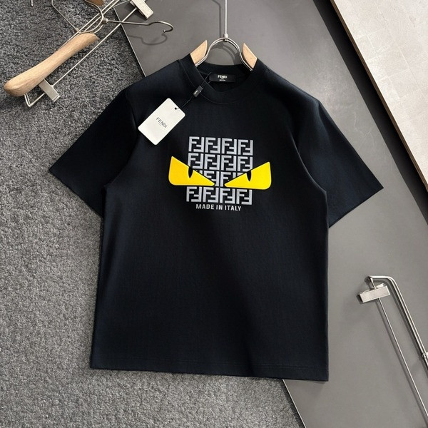 [ Fendi ] 펜디 라운드 반팔티