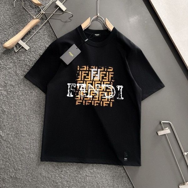 [ Fendi ] 펜디 라운드 반팔티