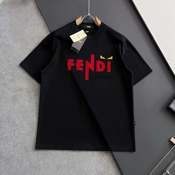 [ Fendi ] 펜디 라운드 반팔티