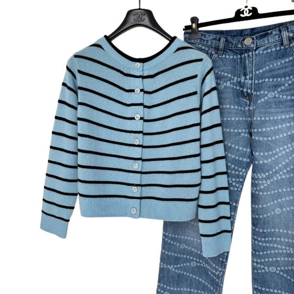 [ 샤넬 ] 25ss 블루 스트라이프 가디건