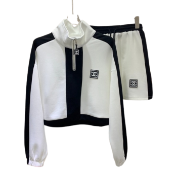 [ 샤넬 ] 하이 넥 반 집업&스커트 set