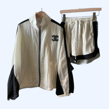 [ 샤넬 ] CC 바람막이 집업 set