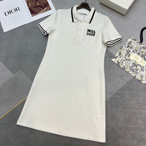 [ Dior ] 디올 카라 자수 원피스