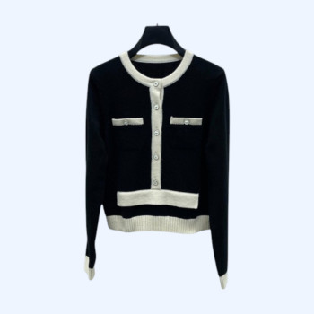 [ Chanel ] 샤넬 배색 니트 가디건