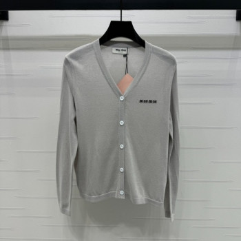 [ Miu Miu ] 미우미우 브이넥 니트 가디건