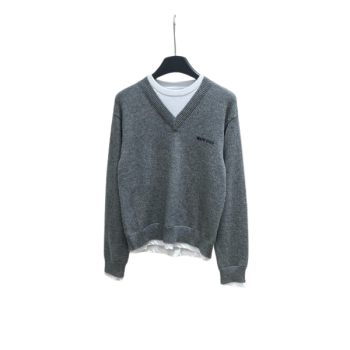 [ Miu Miu ] 미우미우 캐시미어 V넥 스웨터