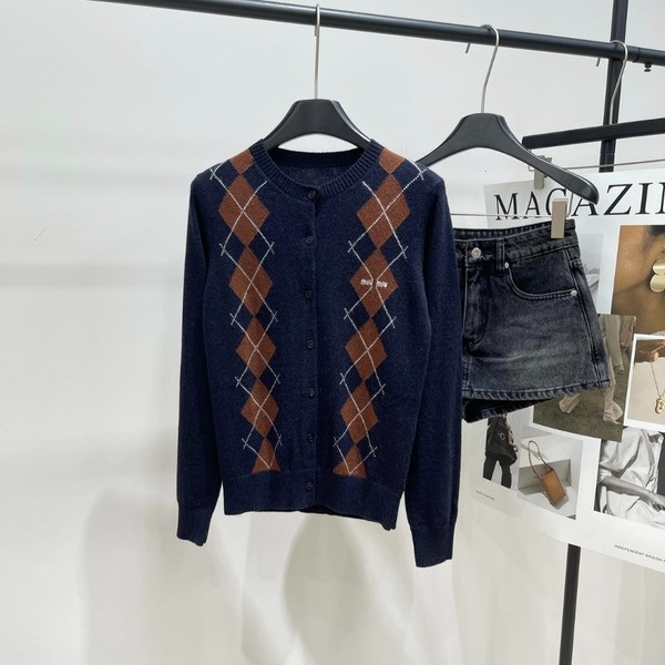 [ Miu Miu ] 미우미우 퀼팅 울 니트 가디건