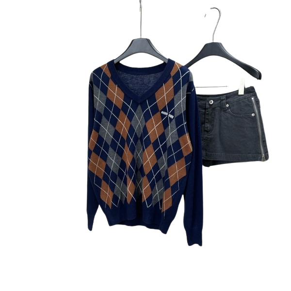 [ Miu Miu ] 미우미우 퀼팅 브이넥 울 니트