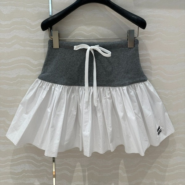 [ 미우미우 ] 25ss 순면 스커트