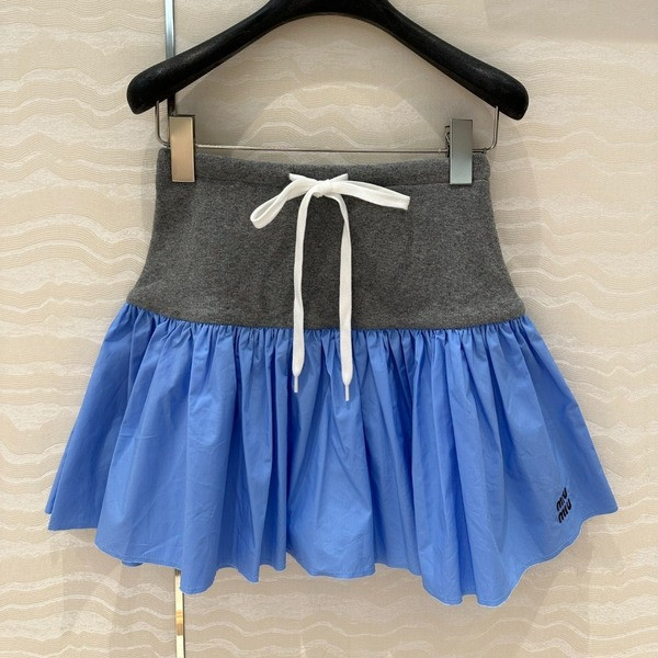 [ 미우미우 ] 25ss 순면 스커트