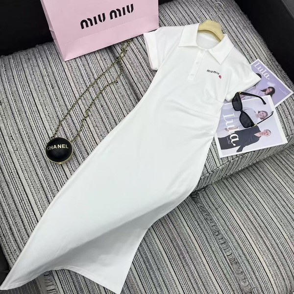 [ 미우미우 ] 25ss 카라 롱 원피스