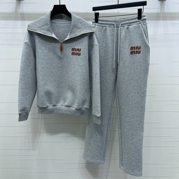 [ Miu Miu ] 미우미우 트레이닝 세트