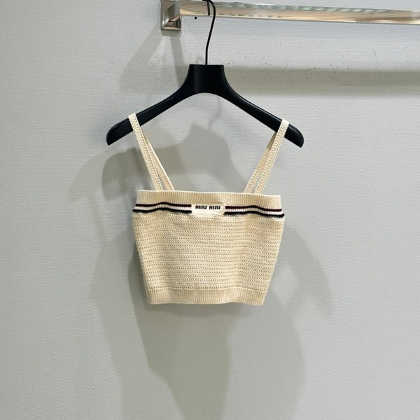 [ Miu Miu ] 미우미우 자수 니트 나시