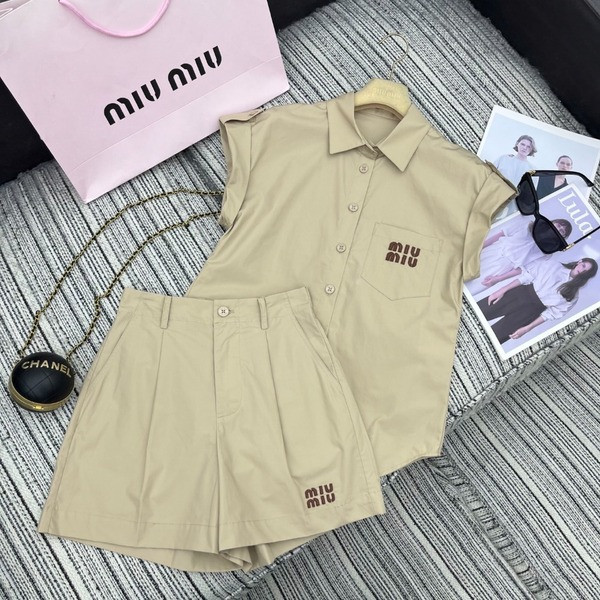 [ Miu Miu ] 미우미우 카라 팬츠 세트