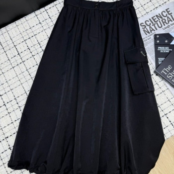 [ Prada ] 프라다 스트링 포켓 롱 스커트