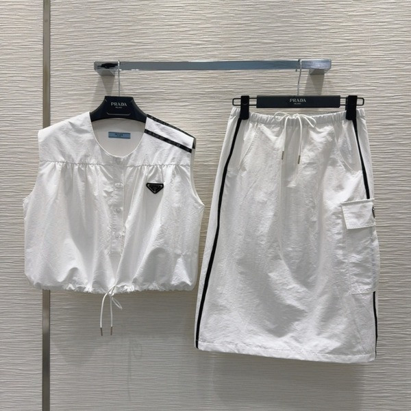 [ Prada ] 프라다 밴딩스커트 세트
