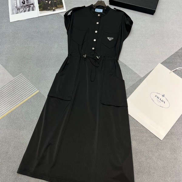[ Prada ] 프라다 스트링 라운드 원피스