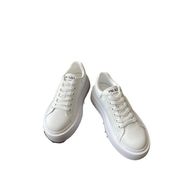 [ Prada ] 프라다 플랫폼 가죽 스니커즈