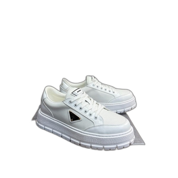 [ Prada ] 프라다 플랫폼 스니커즈