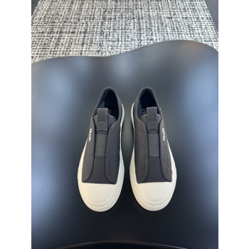 [ Prada ] 프라다 캔버스 스니커즈