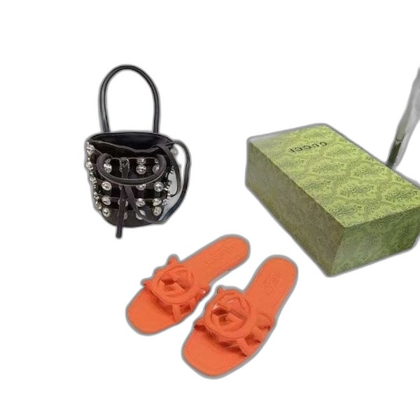 [Gucci] 구찌 인터로킹 G 슬라이드