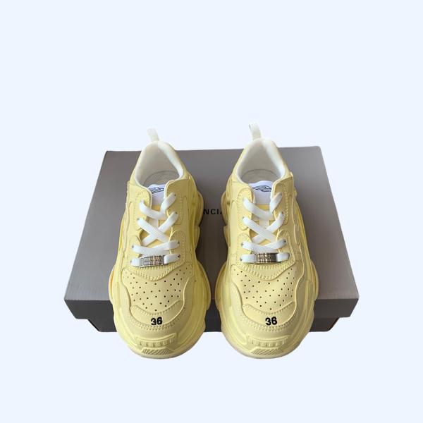 [ Balenciaga ] 발렌시아가 트리플 S 스니커즈