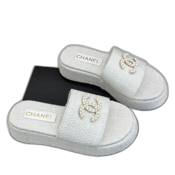 [ 샤넬 ] 25c 봄여름 신상 체인 더블 C 슬리퍼