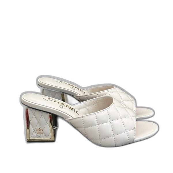[ 샤넬 ] 25S 이른 봄 신상 퀼팅 슬리퍼