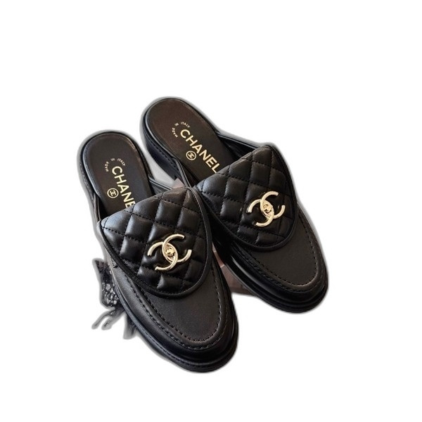 [ 샤넬 ] 2025 뉴 퀼팅 CC 로고 턴락 뮬