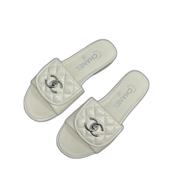 [ 샤넬 ] 25C 퀼팅 턴락 슬리퍼 뮬
