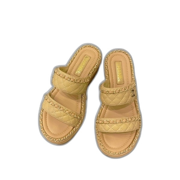 [ Chanel ] 샤넬 퀼팅 체인 통굽 슬라이드